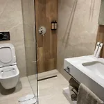 Pinehill Hotel, Restaurant , Pool & - Hotel Razëm