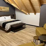 Pinehill Hotel, Restaurant , Pool & - Razëm