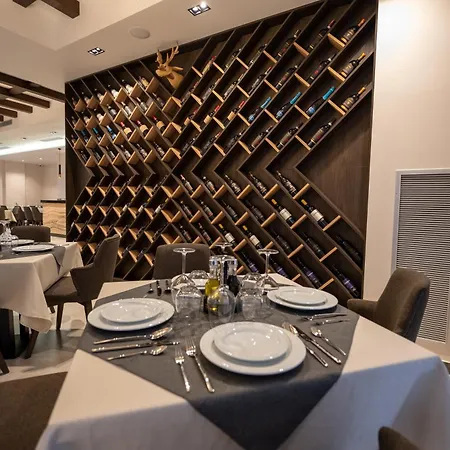 Pinehill Hotel, Restaurant , Pool & - 5*