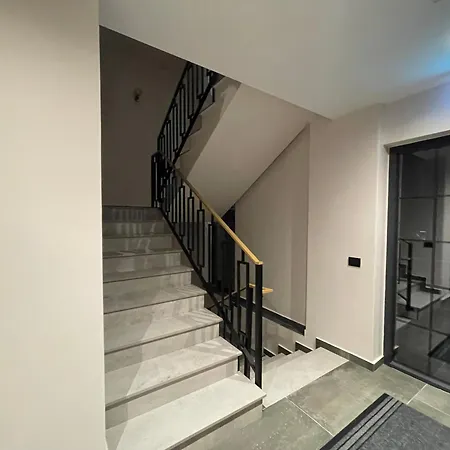 Pinehill Hotel, Restaurant , Pool & - Razëm