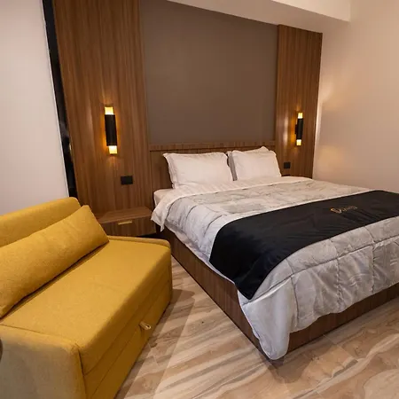 Pinehill Hotel, Restaurant , Pool & - 酒店