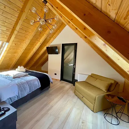 Pinehill Hotel, Restaurant , Pool & - Otel 5*