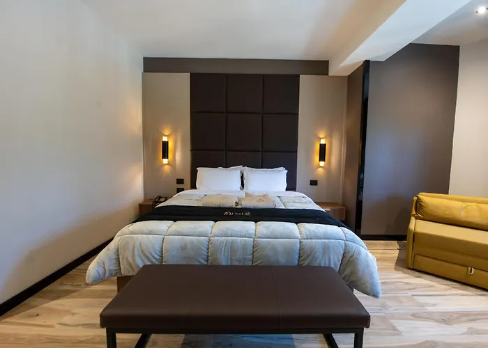 Pinehill Hotel, Restaurant , Pool & - Hotel