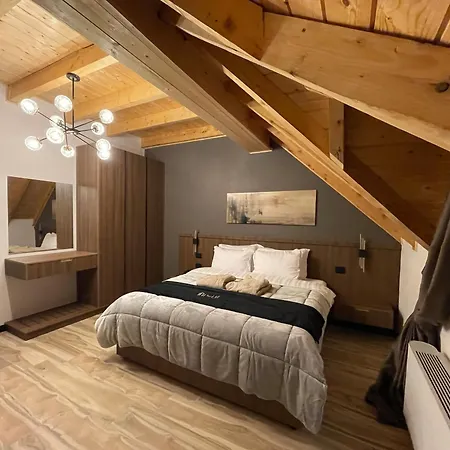 호텔 Pinehill Hotel, Restaurant , Pool & -