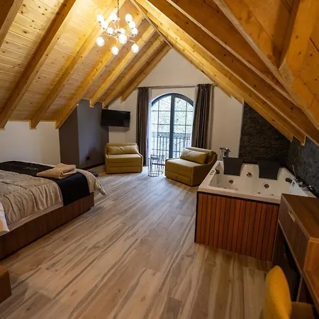 Pinehill Hotel, Restaurant , Pool&spa - 5*