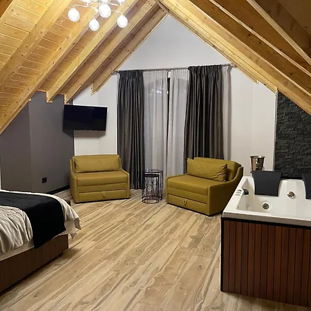 Pinehill Hotel, Restaurant , Pool & - Hotel