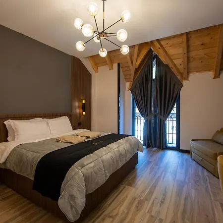 فندق Pinehill Hotel, Restaurant , Pool & -