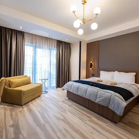 Pinehill Hotel, Restaurant , Pool & - Hotell